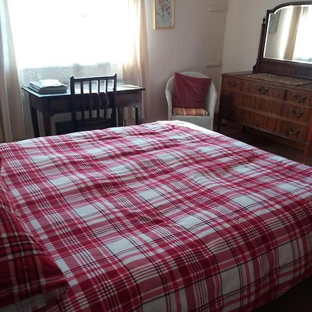 Calne Bed And Breakfast Dış mekan fotoğraf